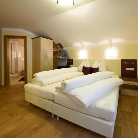 Guest house Apart Garni Monte Vera